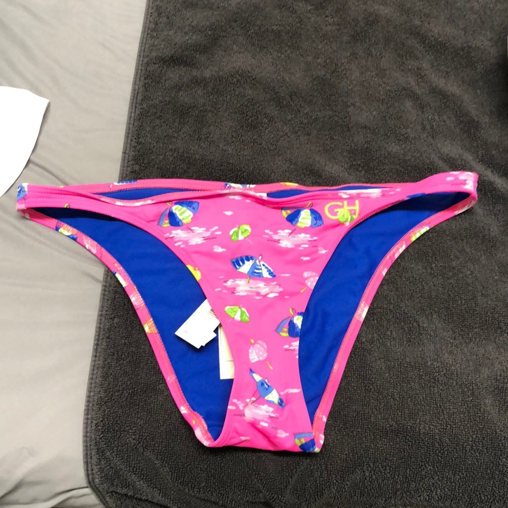 Gilly Hicks swim bottom